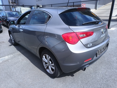 RearLeft
