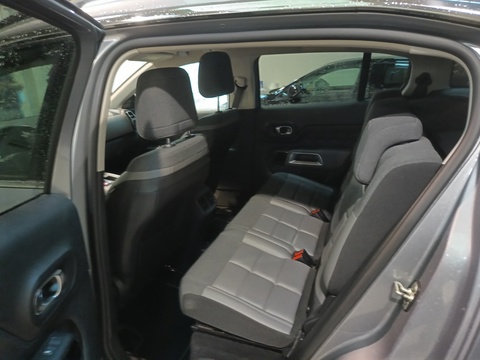 EntryDriverRear