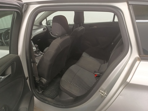 EntryDriverRear